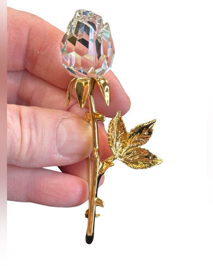 Vintage crystal swarovski glass rose 🌹 brooch 24k gold plated