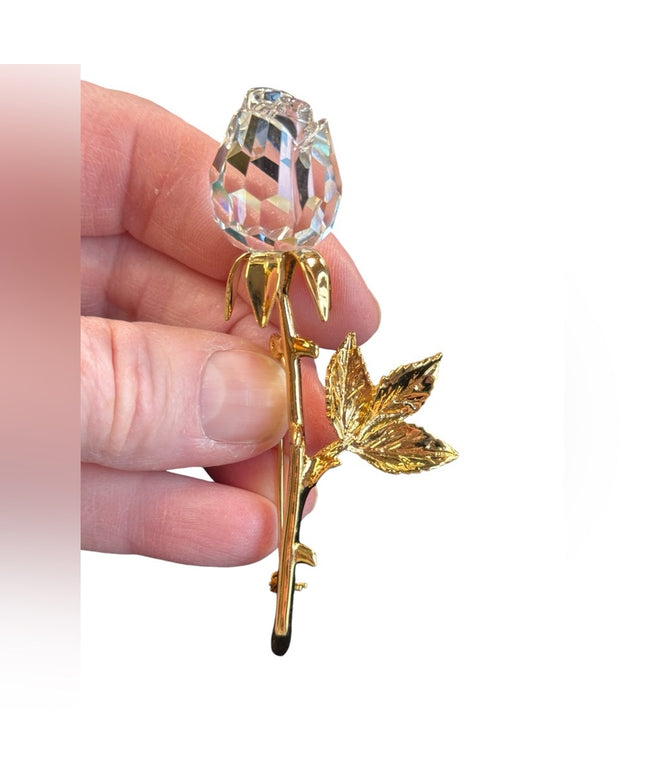 Vintage crystal swarovski glass rose 🌹 brooch 24k gold plated