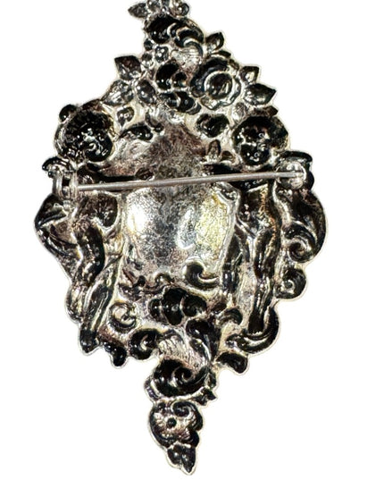 Antique revival angel art nouveau fancy decorated engraveable brooch