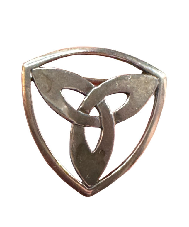 Vintage trillium flower sterling ailver 925 brooch