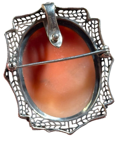 Stunning vintage 1950s  Cameo pendant brooch shell carved filagree design