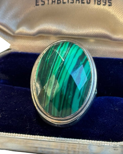 Stunning chunky malachite sterling silver 925 dinner ring