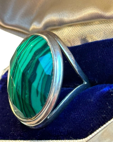 Stunning chunky malachite sterling silver 925 dinner ring
