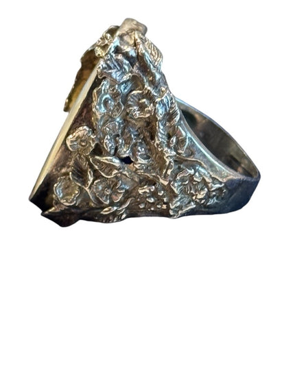 Stunning chunky vintage MOP  statement ring w/ flower design