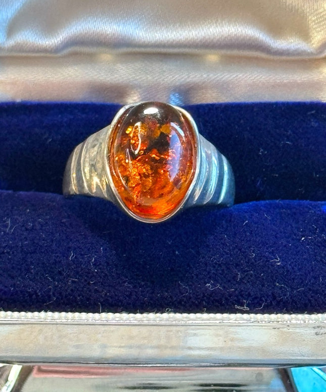 Vintage sterling silver southwestern style amber ring 925