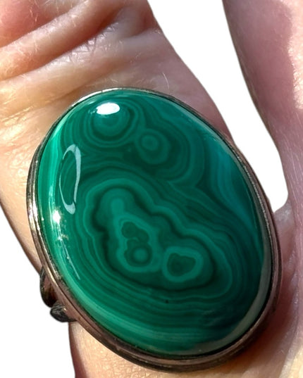 Lovely sterling silver large oval malachite large statement ring