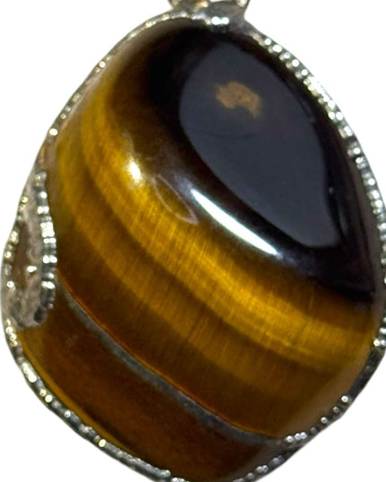 Lovely silver large tiger eye pendant