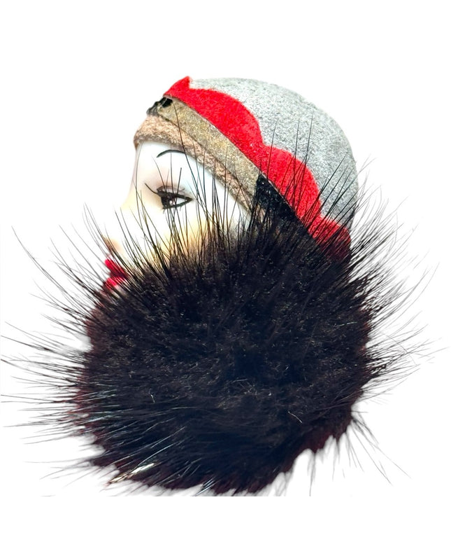 Vintage art deco lady head with mink collar brooch
