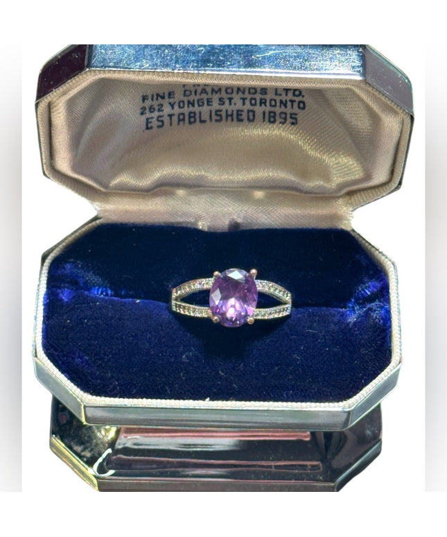 Lovely Cz &ametgyst sterling silver 925 ring