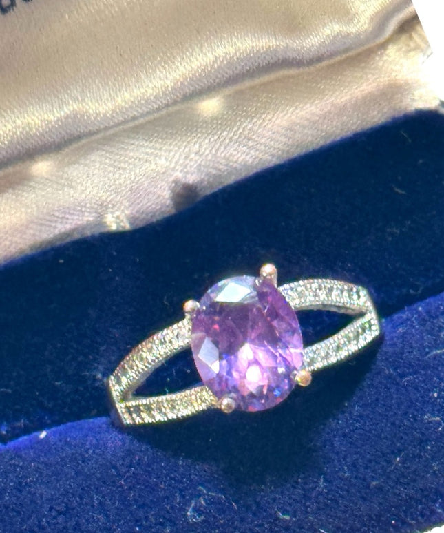 Lovely Cz &ametgyst sterling silver 925 ring