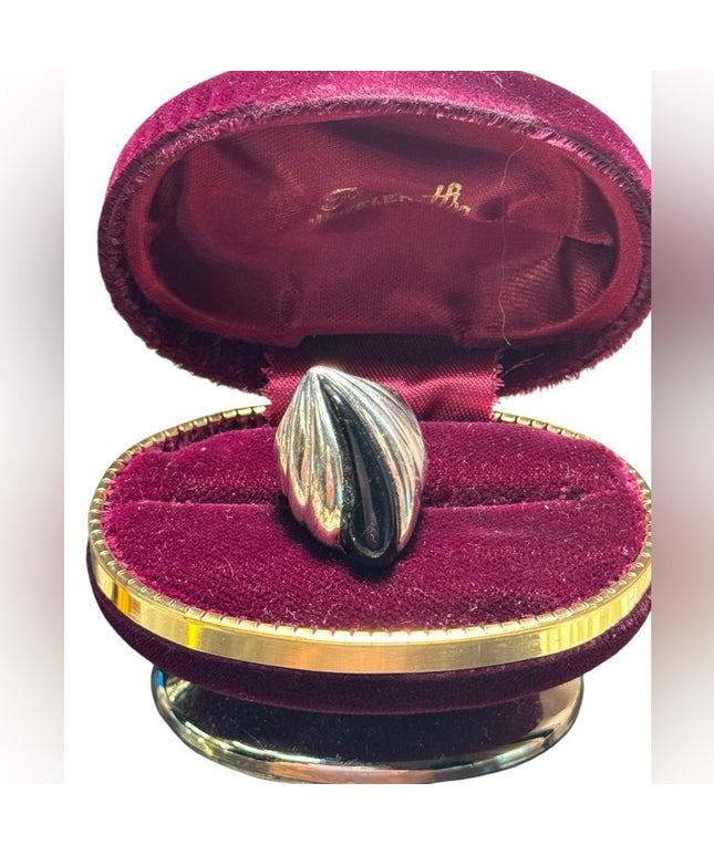 Vintage sterling silver black onyx 925 southwestern SC cloud ring