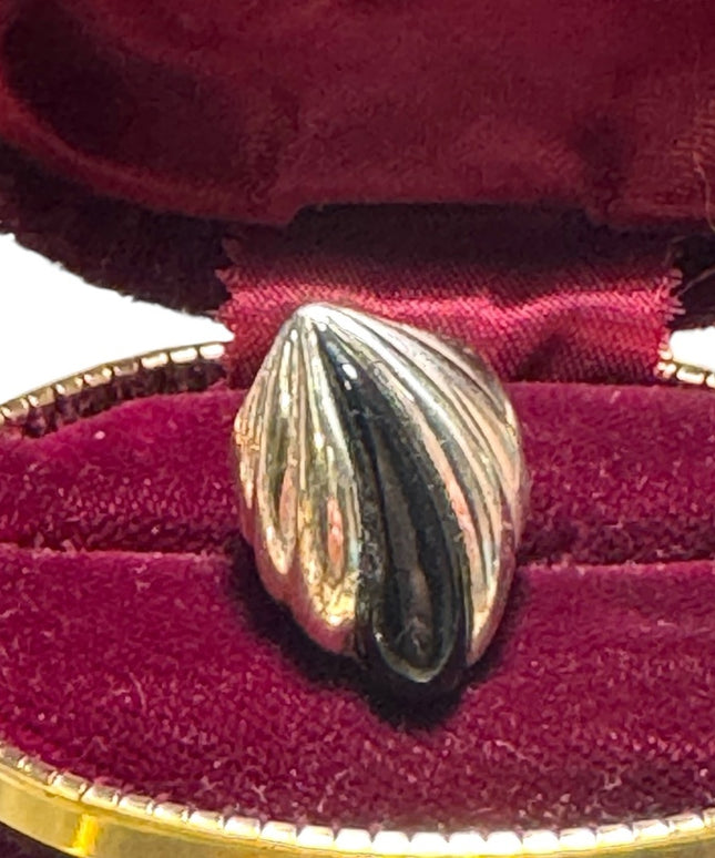 Vintage sterling silver black onyx 925 southwestern SC cloud ring