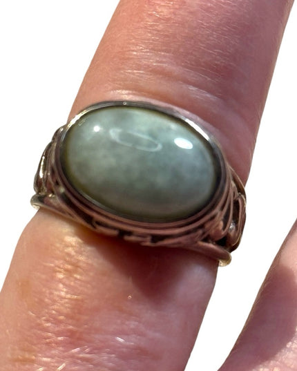 Lovely scrollwork design JADITE Thailand 925 sterling silver ring