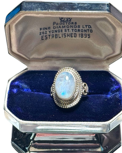 Fancy sterling silver925 oval moonstone irnate scrolled design ring