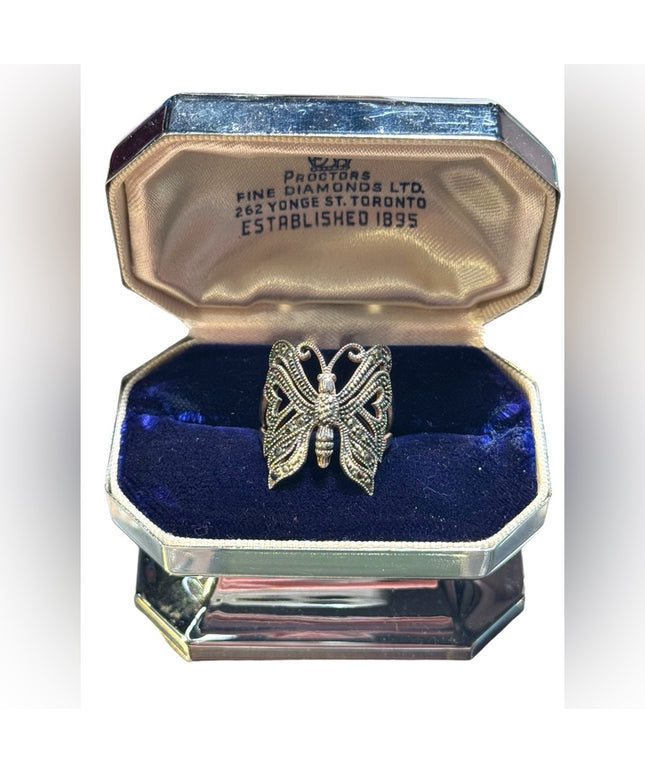Lovely sterling silver 925 filagree butterfly ring