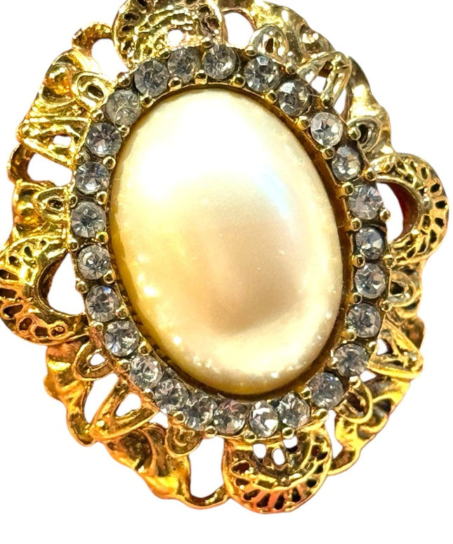 Vintage faux pearl crystal rhinestone gold plated fancy ornate oval brooch