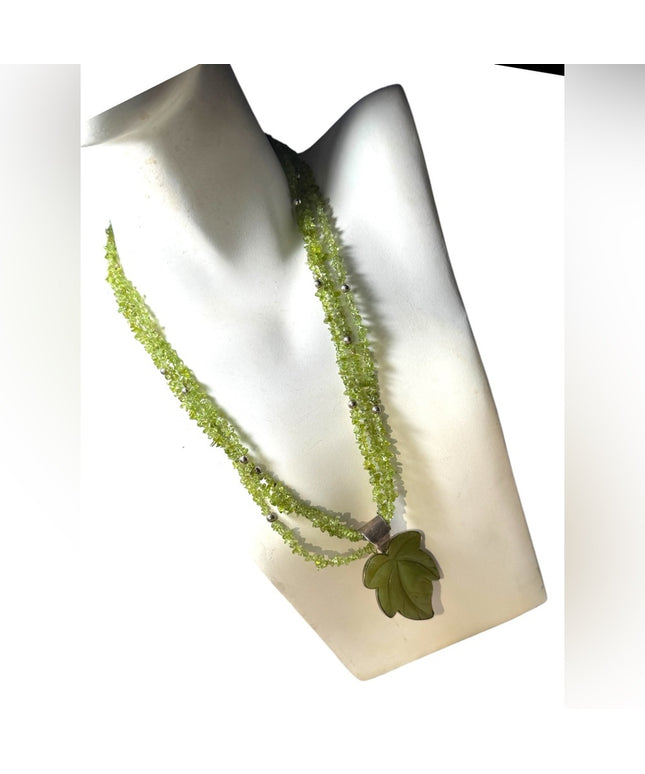 Stunnimg Jay king DRT jade leaf & peridot statement southwestern necklace