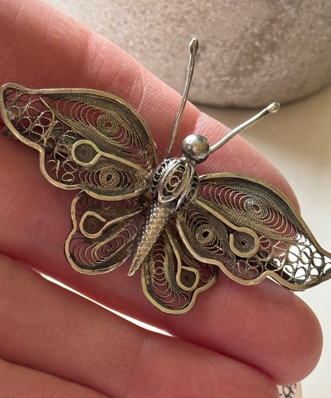 Stunning antique 800 silver large filagree BUTTERFLY brooch
