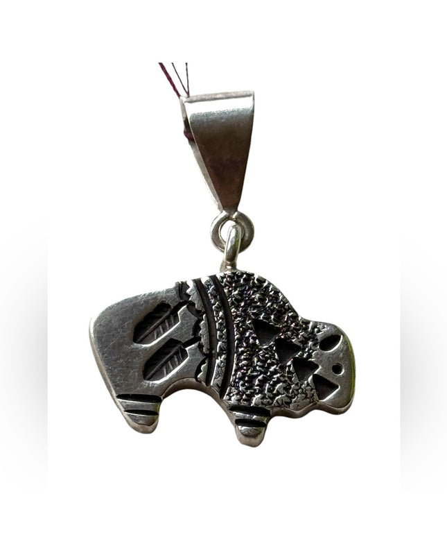 Vintage handmade NW sterling silver Navajo carved buffalo 925 pendant