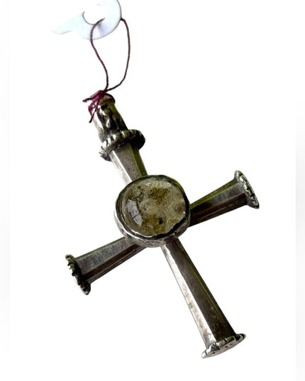 Sterling silver vintage 925 Nail cross quartz ROM cross pendant