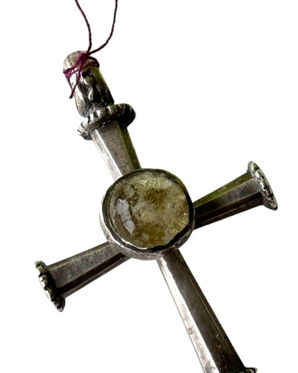 Sterling silver vintage 925 Nail cross quartz ROM cross pendant