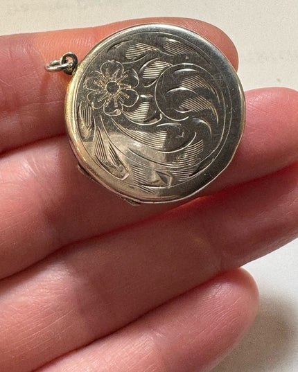 Vintage Forstner sterling silver 925 etched round locket pendant
