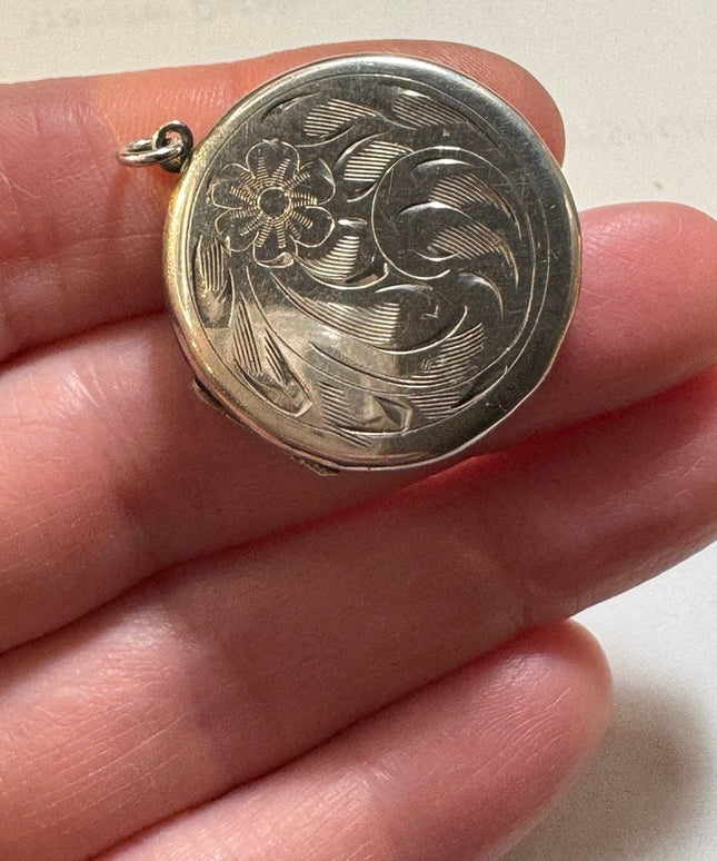 Vintage Forstner sterling silver 925 etched round locket pendant
