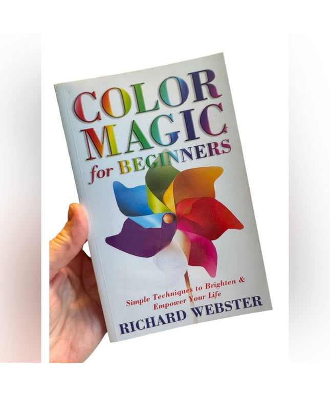Richard Webster
Color Magic for Beginners SC VG 9780738708867