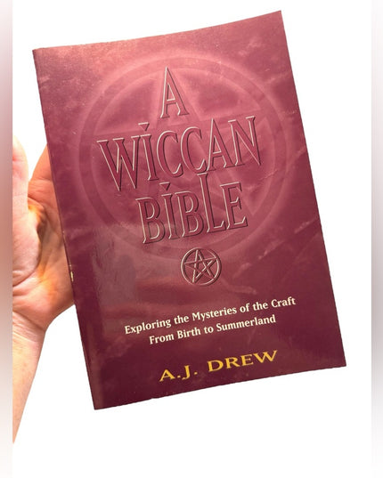 A J Drew
Wiccan Bible SC Witchcraft book