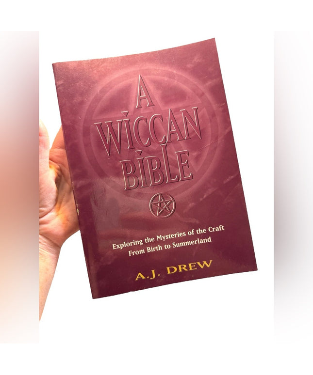 A J Drew
Wiccan Bible SC Witchcraft book