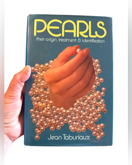 Jean Taburiaux
Pearls: Their Origin, Treatment and Identification HC book