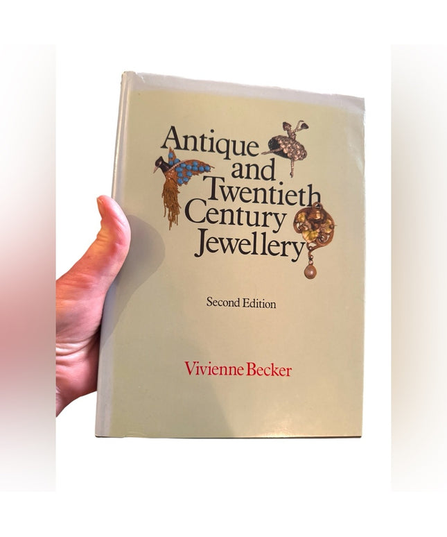 Antique and Twentieth Century Jewellery. A Guide for Collectors
BECKER, Vivienne