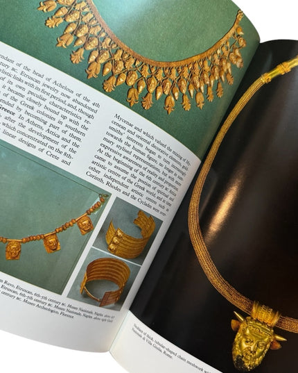 Jewelry Through the Ages
Book by Guido Gregorietti History Reference book HC