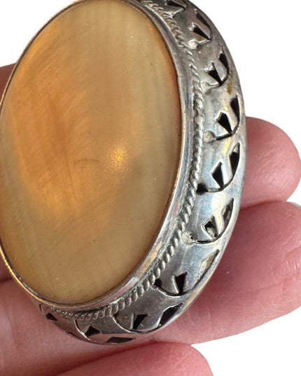 LG Sterling silver 925 Statment MOP Mother of pearl oval design pendant brooch