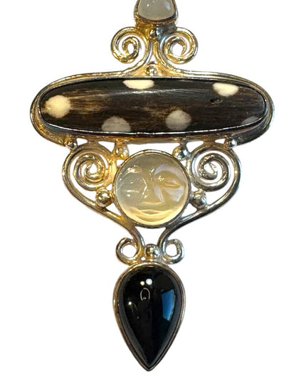 Vintage sterling silver 925 SAJEN goddess moonstone onyx pendantt brooch
