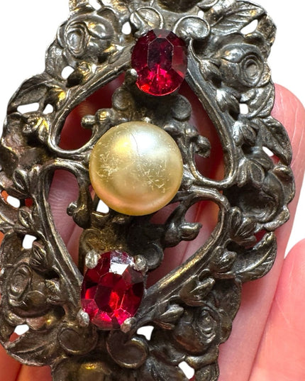 Antique large red crystal art nouveau floral Silvertone 1910 1920s brooch pin