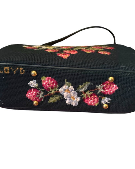 Vintagee 1950s Strawberry floral Flower green needlepoint purse gold hardware