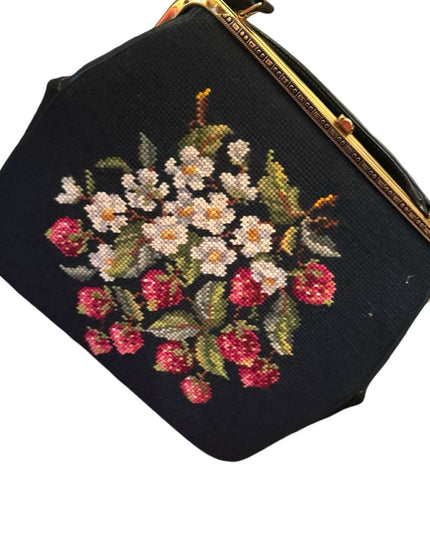 Vintagee 1950s Strawberry floral Flower green needlepoint purse gold hardware