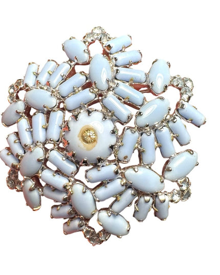 Vintagee 1960s Continental blue starburst glass silver finish brooch