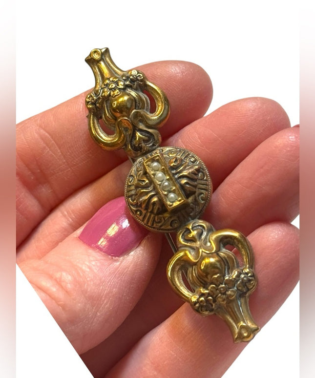 Victorian Etruscan Revival Brass bar Brooch | Rolled Gold | Hollow pearl