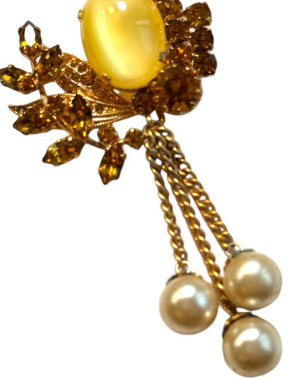 Vintage gold plt cats eye amber crystal pearl dangle floral brooch