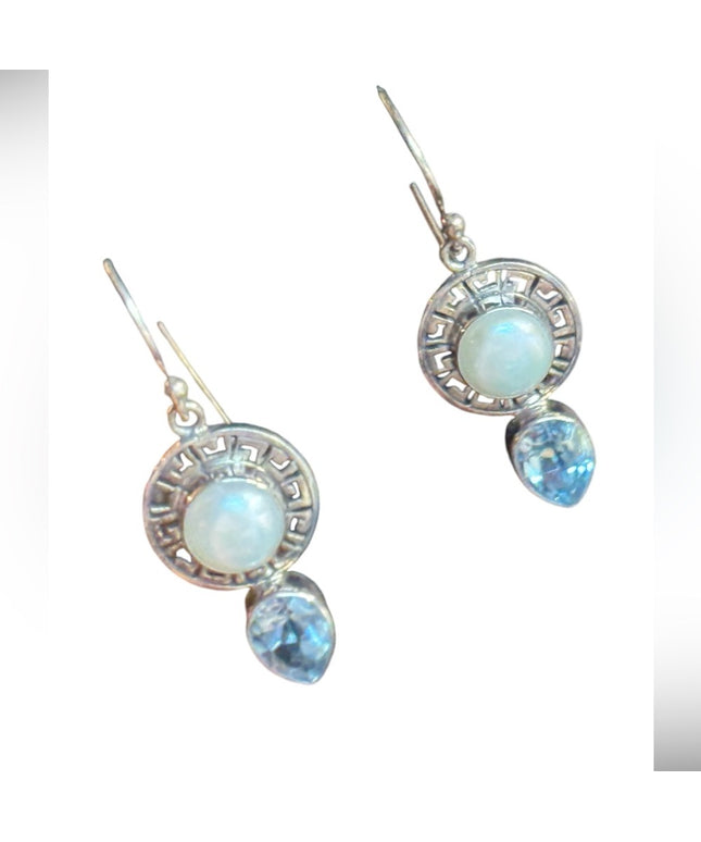 Lovely sterling silver topaz pearl gGreek
key design dangle earrings