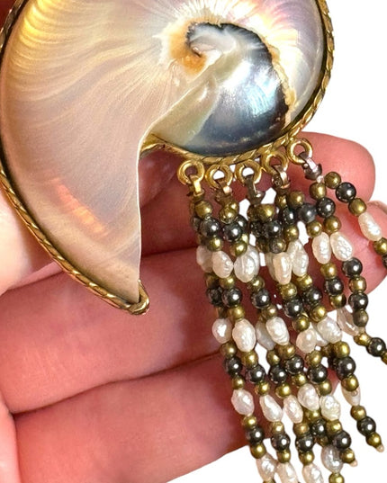 Elegant Gold and Pearl Shell brooch Mara Brahnza hand made vintage