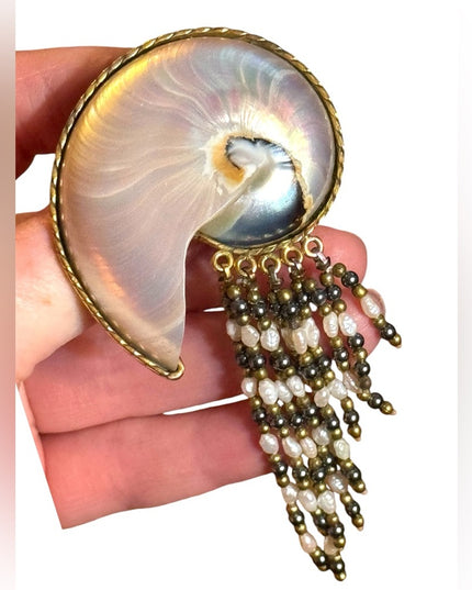 Elegant Gold and Pearl Shell brooch Mara Brahnza hand made vintage