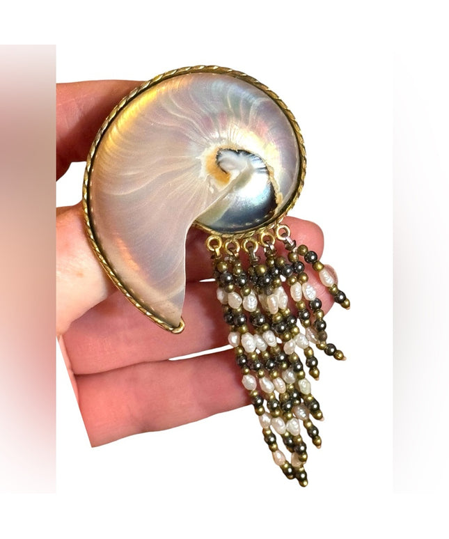 Elegant Gold and Pearl Shell brooch Mara Brahnza hand made vintage