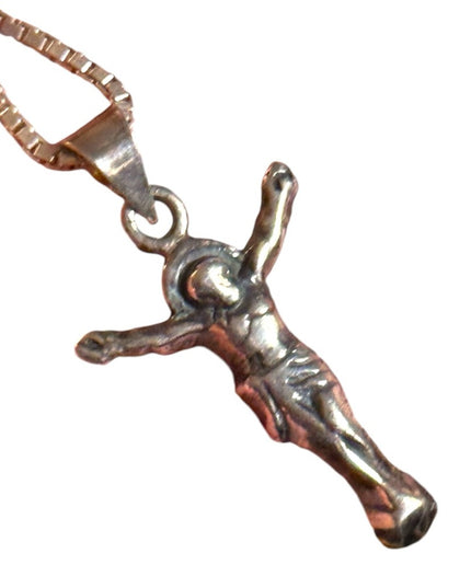 Silver vintage  sterling 925 Crucifix Pendant Necklace