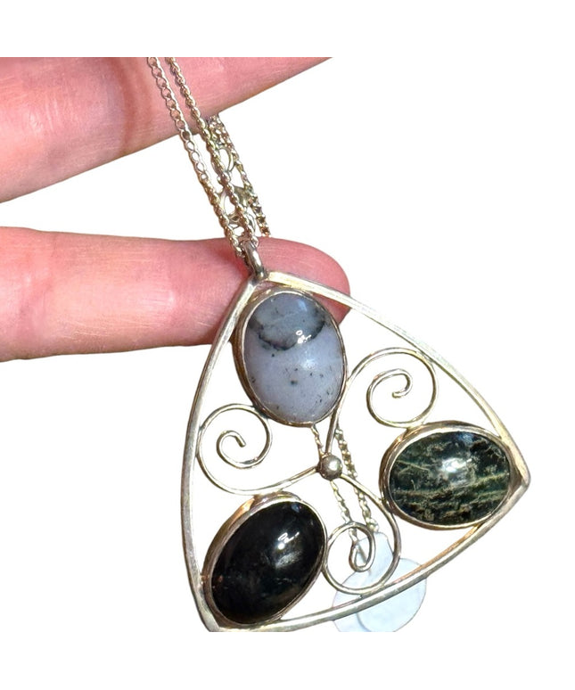 Vintage 1970s sterling silver agate pendant Scottish Edinburgh 1976 HJ Euro