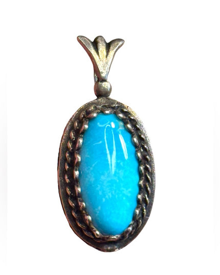 Vintage southwestern sterking silver 925 Turquoise Pendant