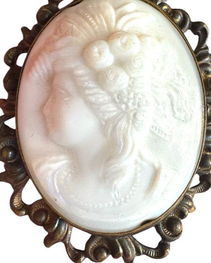 ANTIQUE SILVER MILK GLASS CLEAR STONE CAMEO Brooch