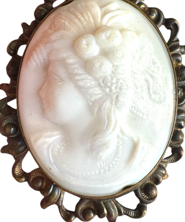 ANTIQUE SILVER MILK GLASS CLEAR STONE CAMEO Brooch